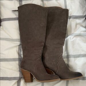 Brown Knee-High Women's Boots